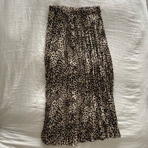 H&M pleated leopard midi skirt